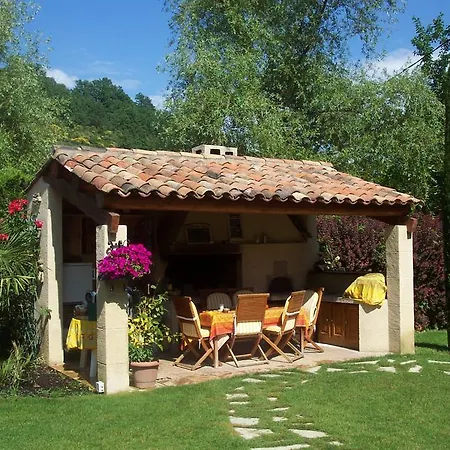Casa de hóspedes La Campagne St Lazare - Restaurant D'hôtes Piscine&spa Forcalquier
