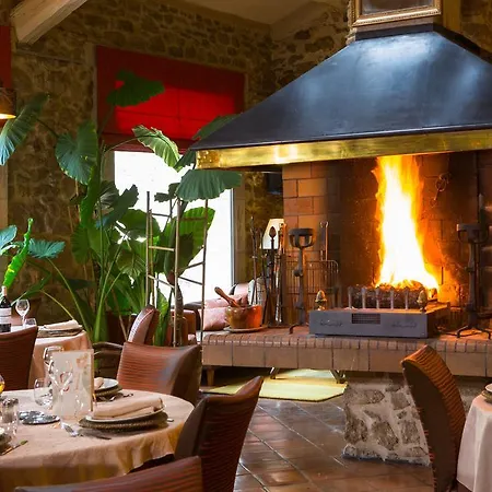 La Campagne St Lazare - Restaurant D'hotes Piscine & Spa Gæstehus