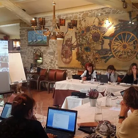 La Campagne St Lazare - Restaurant D'hotes Piscine & Spa Gæstehus 3*