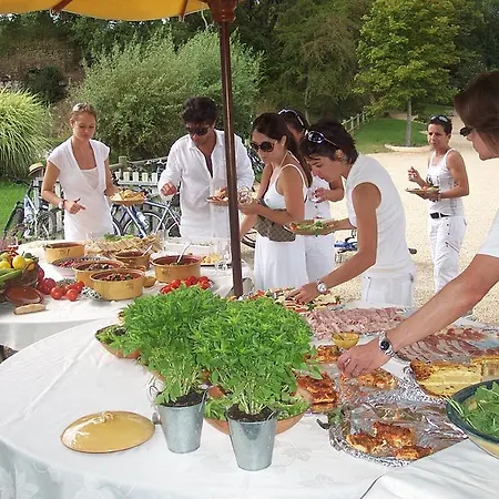 La Campagne St Lazare - Restaurant D'hotes Piscine & Spa Gæstehus