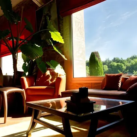 Гостевой дом La Campagne St Lazare - Restaurant D'hotes Piscine & Spa