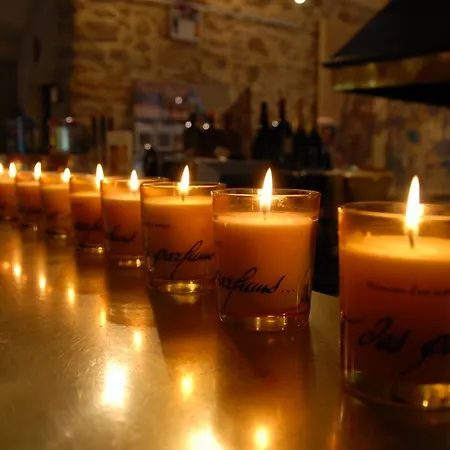 La Campagne St Lazare - Restaurant D'hotes Piscine & Spa 3* Форкалькье