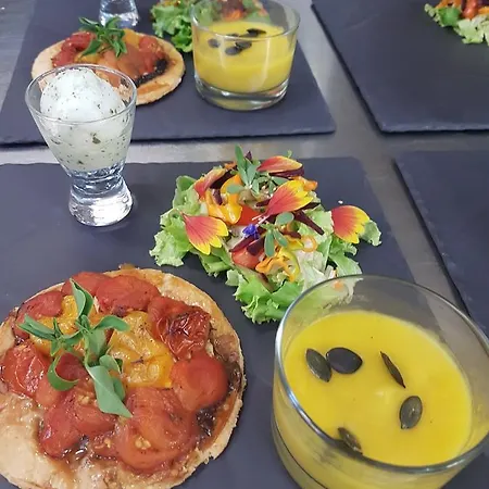 La Campagne St Lazare - Restaurant D'hotes Piscine & 3*