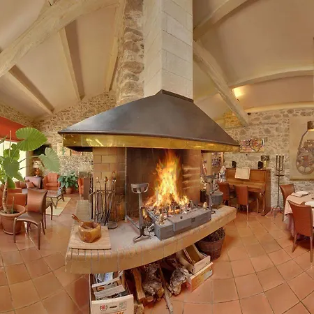 La Campagne St Lazare - Restaurant D'hotes Piscine & ゲストハウス