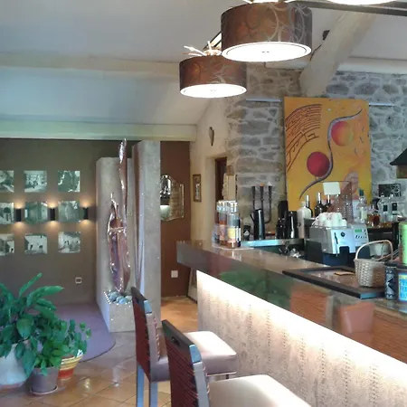 La Campagne St Lazare - Restaurant D'hotes Piscine & ゲストハウス 3*