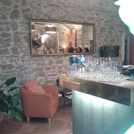 Гостевой дом La Campagne St Lazare - Restaurant D'hotes Piscine & 3*