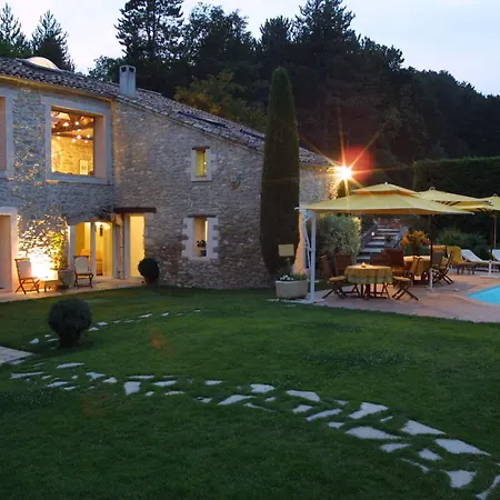 La Campagne St Lazare - Restaurant D'hotes Piscine & ゲストハウス 3*