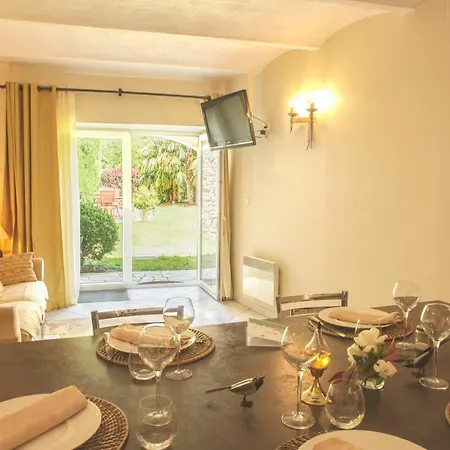 La Campagne St Lazare - Restaurant D'hotes Piscine &