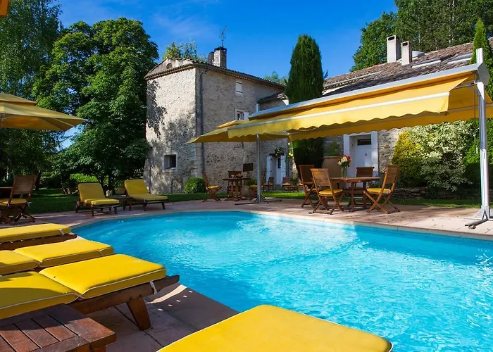Guest house La Campagne St Lazare - Restaurant D'hotes Piscine & Spa Forcalquier