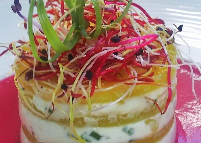 La Campagne St Lazare - Restaurant D'hotes Piscine & Spa Guest house Forcalquier