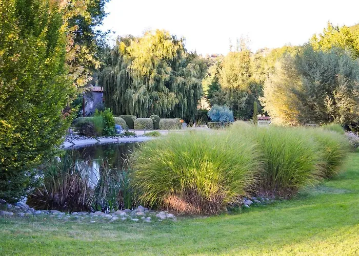 La Campagne St Lazare - Restaurant D'hotes Piscine & Spa Guest house