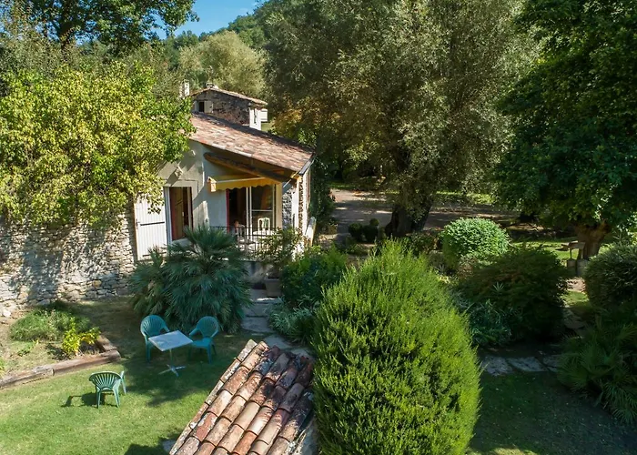 Guest house La Campagne St Lazare - Restaurant D'hotes Piscine & Spa Forcalquier